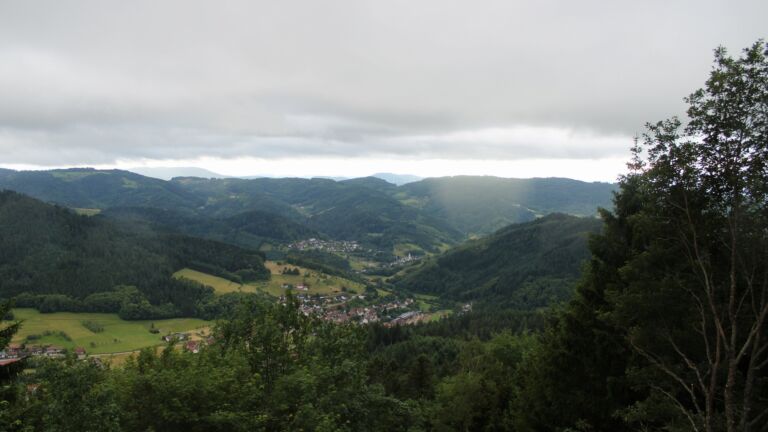 Dieses Bild zeigt eine Webcam-Aufnahme vom Achertal, aufgenommen am Donnerstag, den 11.06.2026 um 07:10 Uhr. Die Temperatur betrug 7°C.