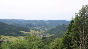 Dieses Bild zeigt eine Webcam-Aufnahme vom Achertal, aufgenommen am Montag, den 08.06.2026 um 12:40 Uhr. Die Temperatur betrug 22.4°C.