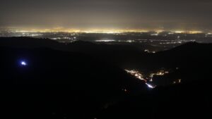 Dieses Bild zeigt eine Webcam-Aufnahme vom Achertal, aufgenommen am Donnerstag, den 18.12.2025 um 06:00 Uhr. Die Temperatur betrug 4.9°C.