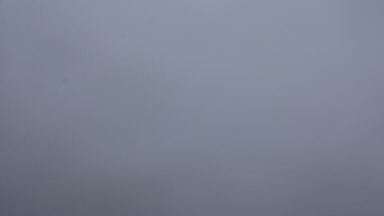 Dieses Bild zeigt eine Webcam-Aufnahme vom Achertal, aufgenommen am Montag, den 13.04.2026 um 17:00 Uhr. Die Temperatur betrug 3.8°C.