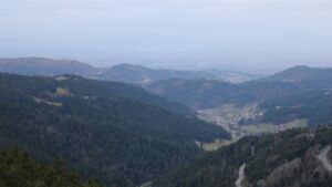 Dieses Bild zeigt eine Webcam-Aufnahme vom Achertal, aufgenommen am Mittwoch, den 10.12.2025 um 08:30 Uhr. Die Temperatur betrug 6.6°C.