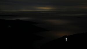 Dieses Bild zeigt eine Webcam-Aufnahme vom Achertal, aufgenommen am Montag, den 22.12.2025 um 05:30 Uhr. Die Temperatur betrug 7.5°C.