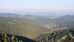 Dieses Bild zeigt eine Webcam-Aufnahme vom Achertal, aufgenommen am Dienstag, den 26.08.2025 um 08:10 Uhr. Die Temperatur betrug 16.5°C.