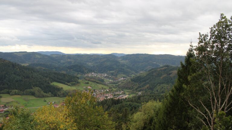 Dieses Bild zeigt eine Webcam-Aufnahme vom Achertal, aufgenommen am Freitag, den 23.10.2026 um 16:40 Uhr. Die Temperatur betrug 10.1°C.