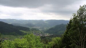 Dieses Bild zeigt eine Webcam-Aufnahme vom Achertal, aufgenommen am Mittwoch, den 20.05.2026 um 15:00 Uhr. Die Temperatur betrug 12.2°C.