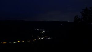 Dieses Bild zeigt eine Webcam-Aufnahme vom Achertal, aufgenommen am Freitag, den 21.08.2026 um 05:20 Uhr. Die Temperatur betrug 15.8°C.