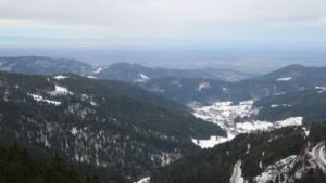 Dieses Bild zeigt eine Webcam-Aufnahme vom Achertal, aufgenommen am Dienstag, den 13.01.2026 um 09:10 Uhr. Die Temperatur betrug 3.4°C.