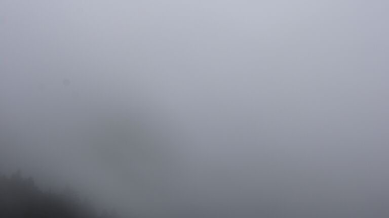 Dieses Bild zeigt eine Webcam-Aufnahme vom Achertal, aufgenommen am Dienstag, den 22.07.2025 um 10:00 Uhr. Die Temperatur betrug 10.8°C.