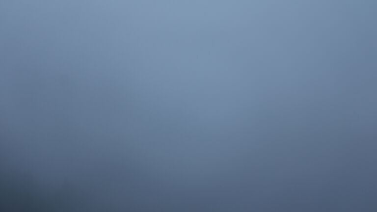 Dieses Bild zeigt eine Webcam-Aufnahme vom Achertal, aufgenommen am Montag, den 16.06.2025 um 05:20 Uhr. Die Temperatur betrug 10.1°C.
