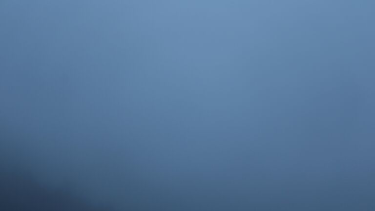 Dieses Bild zeigt eine Webcam-Aufnahme vom Achertal, aufgenommen am Montag, den 08.12.2025 um 08:10 Uhr. Die Temperatur betrug 7.8°C.