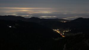 Dieses Bild zeigt eine Webcam-Aufnahme vom Achertal, aufgenommen am Montag, den 10.11.2025 um 05:30 Uhr. Die Temperatur betrug 4.5°C.