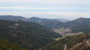 Dieses Bild zeigt eine Webcam-Aufnahme vom Achertal, aufgenommen am Mittwoch, den 03.12.2025 um 08:50 Uhr. Die Temperatur betrug 5.8°C.