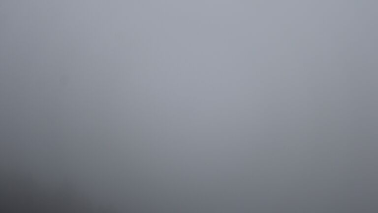 Dieses Bild zeigt eine Webcam-Aufnahme vom Achertal, aufgenommen am Dienstag, den 23.09.2025 um 18:20 Uhr. Die Temperatur betrug 5.9°C.