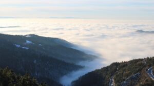 Dieses Bild zeigt eine Webcam-Aufnahme vom Achertal, aufgenommen am Samstag, den 22.11.2025 um 15:40 Uhr. Die Temperatur betrug -3.1°C.