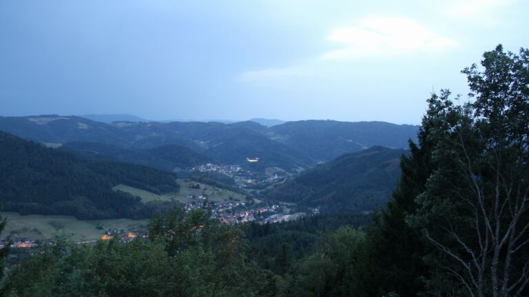 Dieses Bild zeigt eine Webcam-Aufnahme vom Achertal, aufgenommen am Donnerstag, den 27.08.2026 um 20:40 Uhr. Die Temperatur betrug 25.6°C.