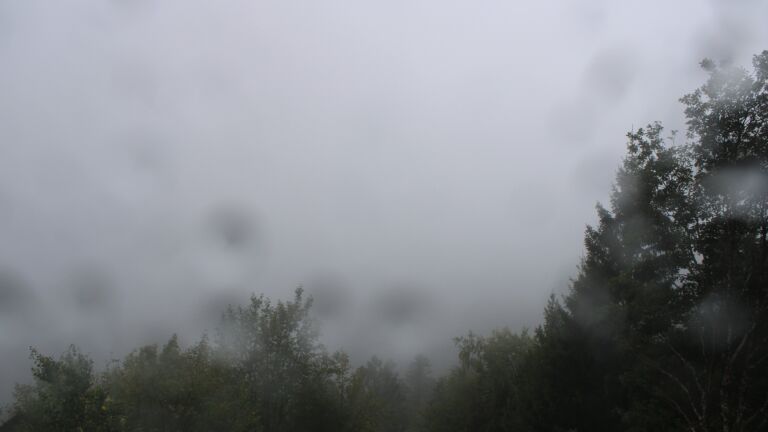 Dieses Bild zeigt eine Webcam-Aufnahme vom Achertal, aufgenommen am Samstag, den 10.10.2026 um 09:50 Uhr. Die Temperatur betrug 8.5°C.