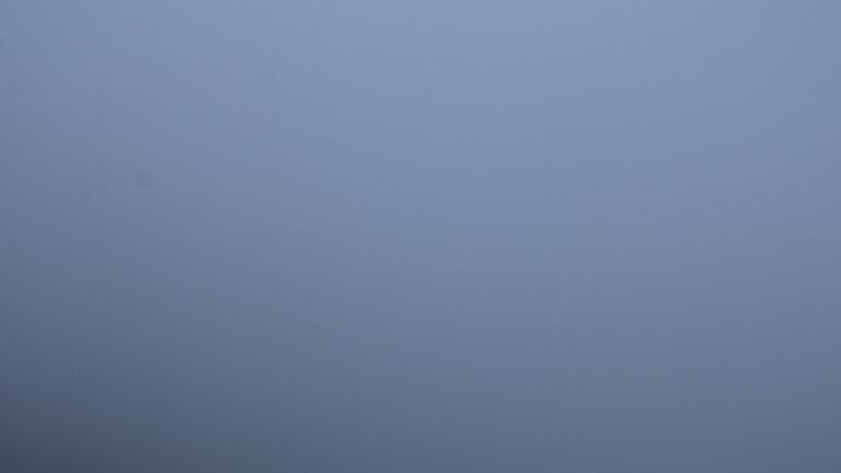 Dieses Bild zeigt eine Webcam-Aufnahme vom Achertal, aufgenommen am Samstag, den 27.09.2025 um 08:30 Uhr. Die Temperatur betrug 5.9°C.