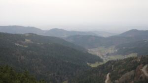 Dieses Bild zeigt eine Webcam-Aufnahme vom Achertal, aufgenommen am Samstag, den 15.11.2025 um 10:20 Uhr. Die Temperatur betrug 10.9°C.