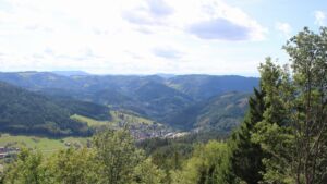 Dieses Bild zeigt eine Webcam-Aufnahme vom Achertal, aufgenommen am Samstag, den 05.09.2026 um 14:50 Uhr. Die Temperatur betrug 22.2°C.