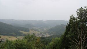 Dieses Bild zeigt eine Webcam-Aufnahme vom Achertal, aufgenommen am Freitag, den 21.08.2026 um 11:50 Uhr. Die Temperatur betrug 16.9°C.