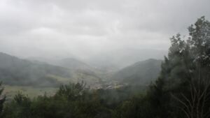 Dieses Bild zeigt eine Webcam-Aufnahme vom Achertal, aufgenommen am Sonntag, den 30.08.2026 um 09:10 Uhr. Die Temperatur betrug 15.6°C.