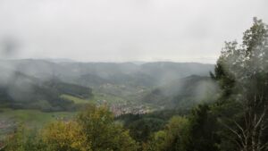 Dieses Bild zeigt eine Webcam-Aufnahme vom Achertal, aufgenommen am Mittwoch, den 21.10.2026 um 14:20 Uhr. Die Temperatur betrug 6.6°C.