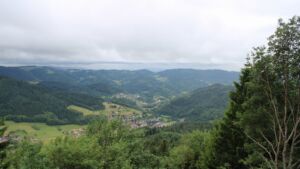 Dieses Bild zeigt eine Webcam-Aufnahme vom Achertal, aufgenommen am Mittwoch, den 10.06.2026 um 15:10 Uhr. Die Temperatur betrug 9.8°C.
