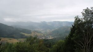Dieses Bild zeigt eine Webcam-Aufnahme vom Achertal, aufgenommen am Donnerstag, den 20.08.2026 um 14:40 Uhr. Die Temperatur betrug 15.3°C.