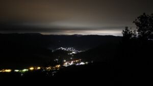 Dieses Bild zeigt eine Webcam-Aufnahme vom Achertal, aufgenommen am Montag, den 14.09.2026 um 03:30 Uhr. Die Temperatur betrug 13.2°C.