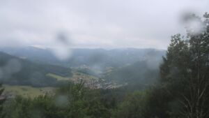 Dieses Bild zeigt eine Webcam-Aufnahme vom Achertal, aufgenommen am Montag, den 27.07.2026 um 09:30 Uhr. Die Temperatur betrug 12.9°C.