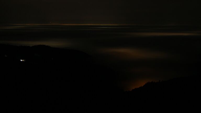 Dieses Bild zeigt eine Webcam-Aufnahme vom Achertal, aufgenommen am Montag, den 19.01.2026 um 02:30 Uhr. Die Temperatur betrug 4.6°C.