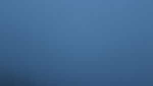 Dieses Bild zeigt eine Webcam-Aufnahme vom Achertal, aufgenommen am Freitag, den 28.11.2025 um 17:00 Uhr. Die Temperatur betrug 2.9°C.