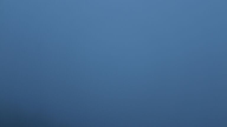 Dieses Bild zeigt eine Webcam-Aufnahme vom Achertal, aufgenommen am Freitag, den 28.11.2025 um 17:00 Uhr. Die Temperatur betrug 2.9°C.