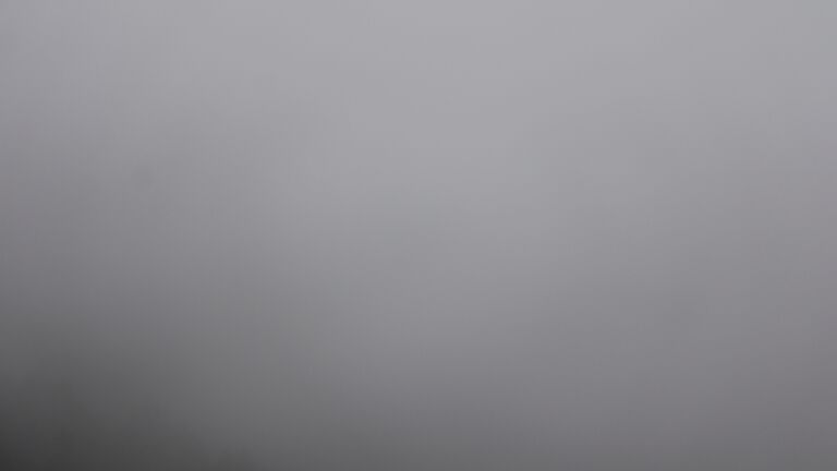 Dieses Bild zeigt eine Webcam-Aufnahme vom Achertal, aufgenommen am Montag, den 08.12.2025 um 15:30 Uhr. Die Temperatur betrug 7.9°C.