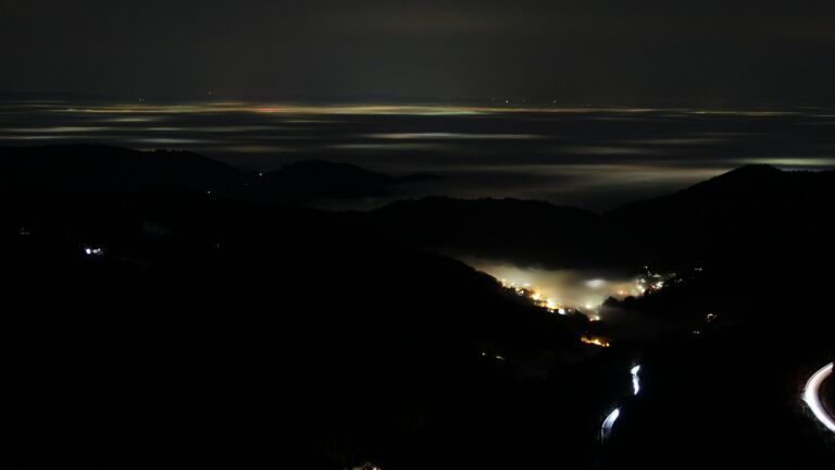 Dieses Bild zeigt eine Webcam-Aufnahme vom Achertal, aufgenommen am Dienstag, den 20.01.2026 um 20:50 Uhr. Die Temperatur betrug 6.1°C.