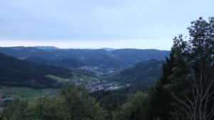 Dieses Bild zeigt eine Webcam-Aufnahme vom Achertal, aufgenommen am Donnerstag, den 24.09.2026 um 07:20 Uhr. Die Temperatur betrug 13.4°C.