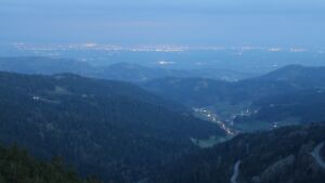 Dieses Bild zeigt eine Webcam-Aufnahme vom Achertal, aufgenommen am Donnerstag, den 16.04.2026 um 06:00 Uhr. Die Temperatur betrug 6.7°C.