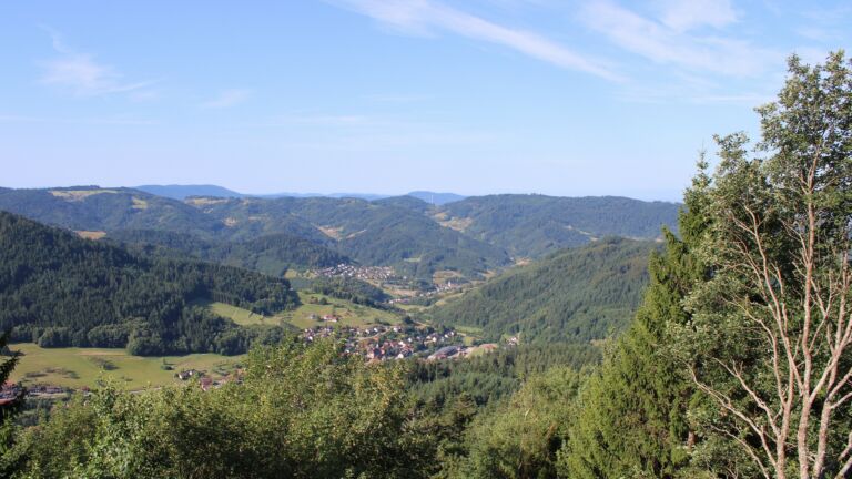 Dieses Bild zeigt eine Webcam-Aufnahme vom Achertal, aufgenommen am Dienstag, den 21.07.2026 um 09:20 Uhr. Die Temperatur betrug 19°C.