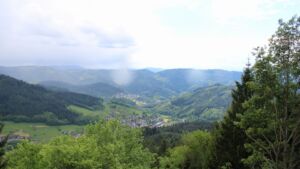 Dieses Bild zeigt eine Webcam-Aufnahme vom Achertal, aufgenommen am Samstag, den 16.05.2026 um 15:20 Uhr. Die Temperatur betrug 7.3°C.