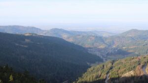 Dieses Bild zeigt eine Webcam-Aufnahme vom Achertal, aufgenommen am Donnerstag, den 18.12.2025 um 10:00 Uhr. Die Temperatur betrug 6.6°C.