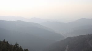 Dieses Bild zeigt eine Webcam-Aufnahme vom Achertal, aufgenommen am Mittwoch, den 18.03.2026 um 17:40 Uhr. Die Temperatur betrug 5°C.