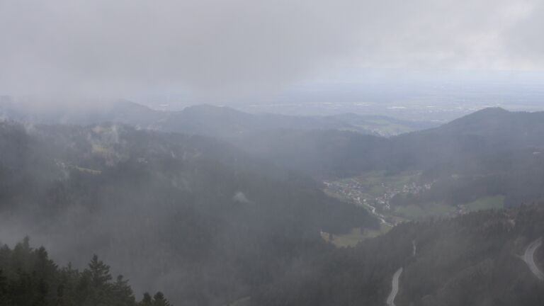 Dieses Bild zeigt eine Webcam-Aufnahme vom Achertal, aufgenommen am Mittwoch, den 11.03.2026 um 10:50 Uhr. Die Temperatur betrug 4.8°C.