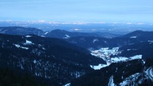 Dieses Bild zeigt eine Webcam-Aufnahme vom Achertal, aufgenommen am Dienstag, den 13.01.2026 um 07:50 Uhr. Die Temperatur betrug 4.2°C.