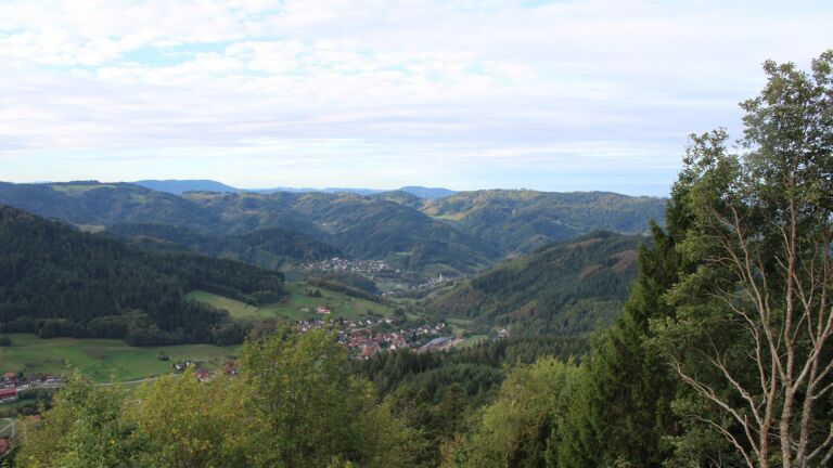 Dieses Bild zeigt eine Webcam-Aufnahme vom Achertal, aufgenommen am Dienstag, den 13.10.2026 um 09:40 Uhr. Die Temperatur betrug 12.4°C.