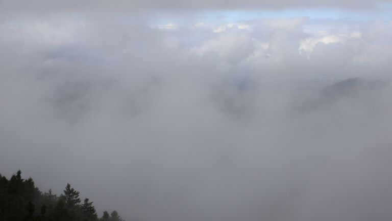 Dieses Bild zeigt eine Webcam-Aufnahme vom Achertal, aufgenommen am Samstag, den 27.09.2025 um 12:40 Uhr. Die Temperatur betrug 10.2°C.
