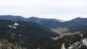 Dieses Bild zeigt eine Webcam-Aufnahme vom Achertal, aufgenommen am Donnerstag, den 19.02.2026 um 09:50 Uhr. Die Temperatur betrug 2°C.