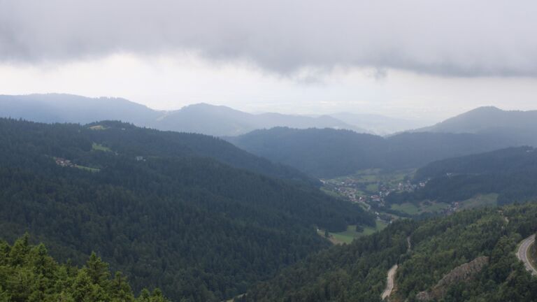 Dieses Bild zeigt eine Webcam-Aufnahme vom Achertal, aufgenommen am Samstag, den 02.08.2025 um 15:30 Uhr. Die Temperatur betrug 11.8°C.