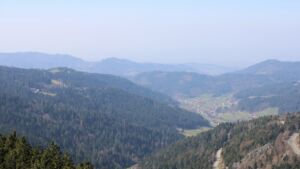 Dieses Bild zeigt eine Webcam-Aufnahme vom Achertal, aufgenommen am Donnerstag, den 19.03.2026 um 12:20 Uhr. Die Temperatur betrug 8.8°C.