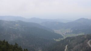 Dieses Bild zeigt eine Webcam-Aufnahme vom Achertal, aufgenommen am Freitag, den 10.04.2026 um 15:40 Uhr. Die Temperatur betrug 7.6°C.