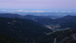 Dieses Bild zeigt eine Webcam-Aufnahme vom Achertal, aufgenommen am Samstag, den 01.11.2025 um 06:40 Uhr. Die Temperatur betrug 11.8°C.